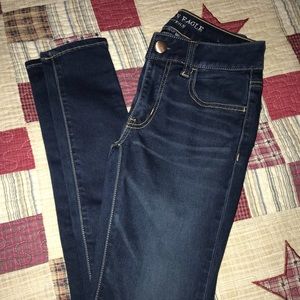 AMERICAN EAGLE SUPER SUPER STRETCH JEGGINGS